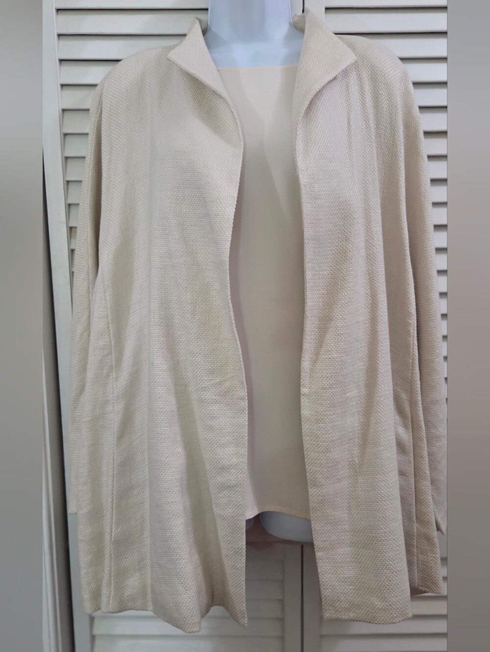 Eileen Fisher Open-Front Lightweight Cream Linen Blazer